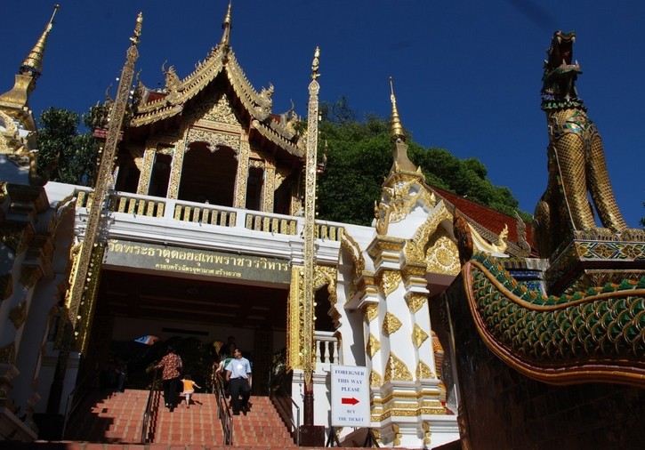 清迈双龙寺佛牌