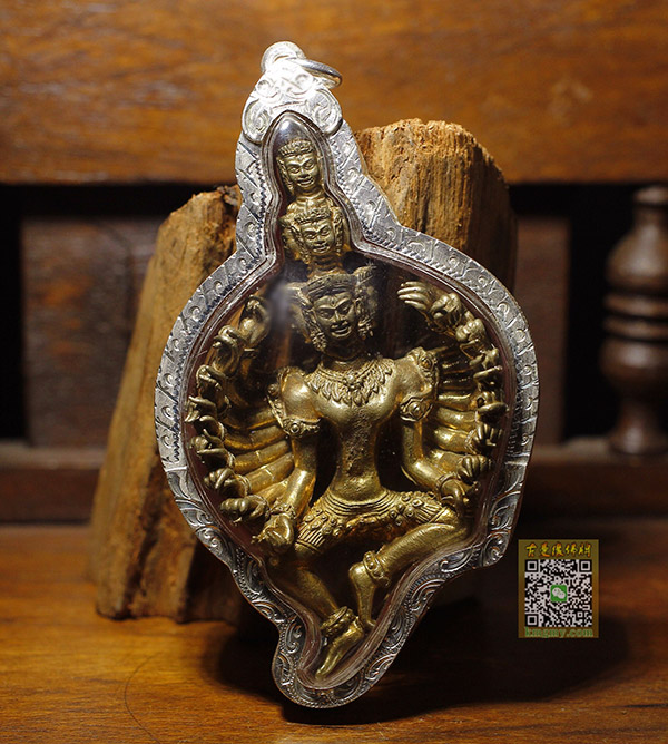 泰国九面富贵佛牌