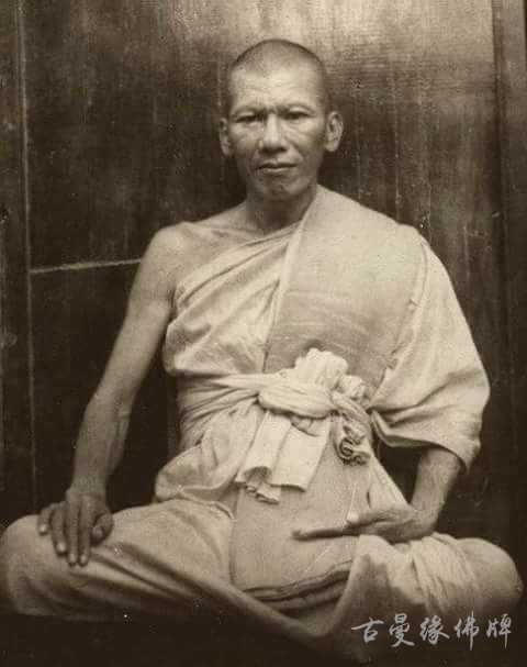 龙婆本大师年轻时候照片