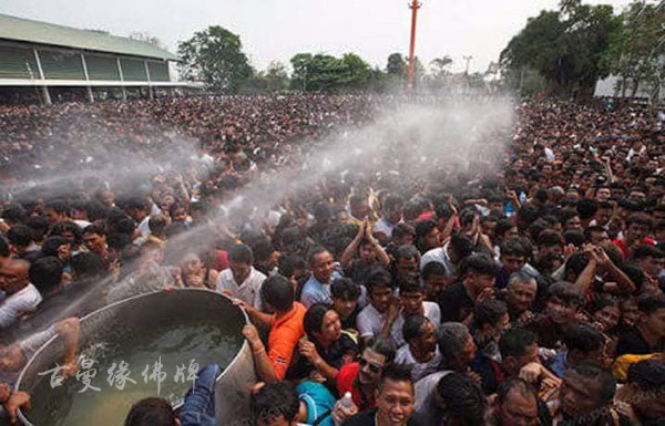 龙婆本刺符法会