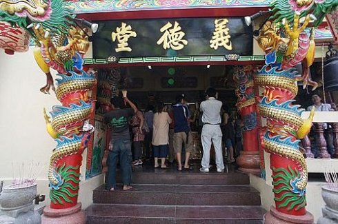 泰国捐棺可积累阴德，积累福报。