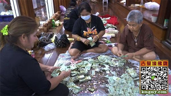 泰国善信寺庙捐款2000万