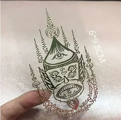 五眼四耳佛金色